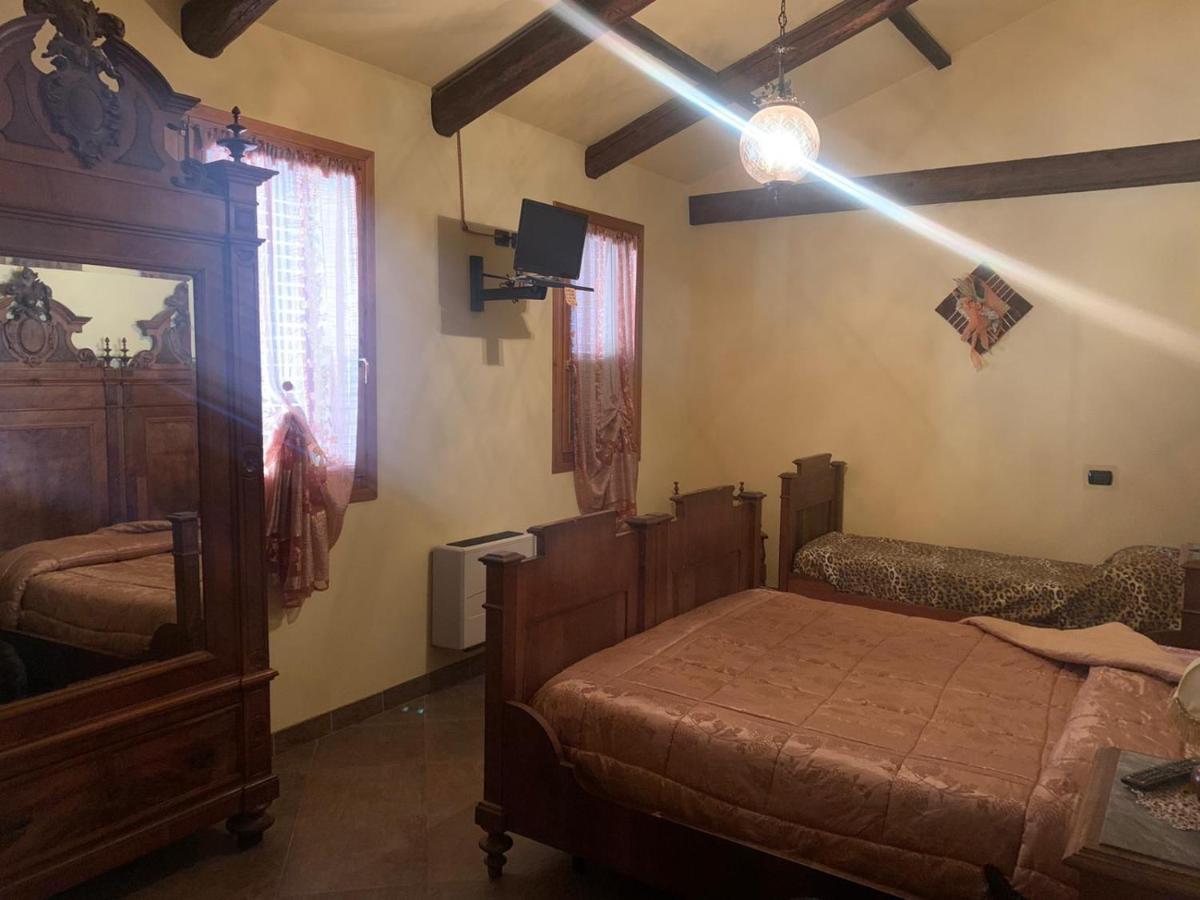B&B Dal Fiocinino Comacchio Exterior photo
